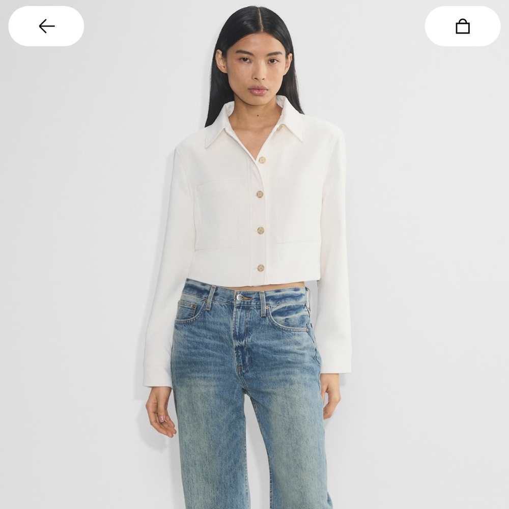 Aritzia little white crepette jacket